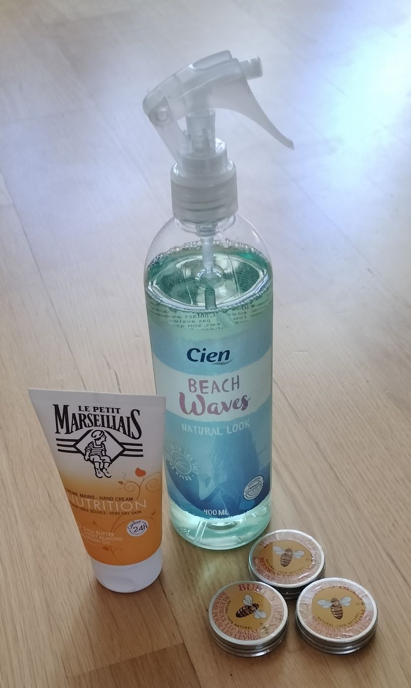 Altro per la cura del corpo: Handcreme, Haarstyling, Lippenpflege – Nuovo (secondo la descrizione) da Bern venduto da verateinilae