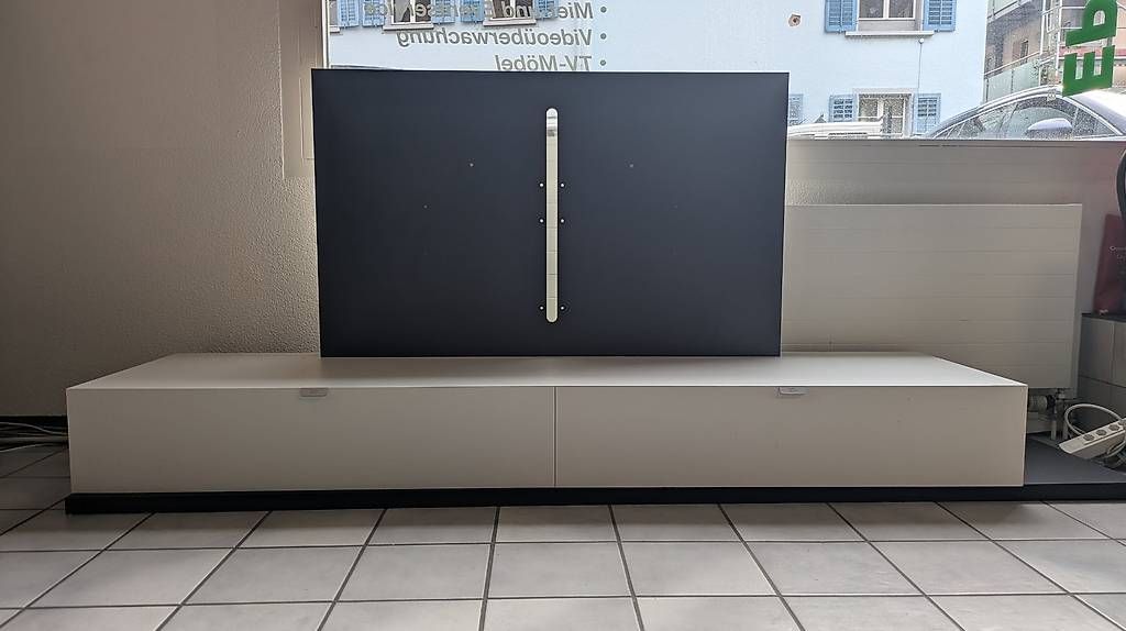 Cassettiere: Sideboard mit TV Halter – Usato da Sursee venduto da rot_ygv9