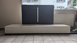 Sideboard mit TV Halter