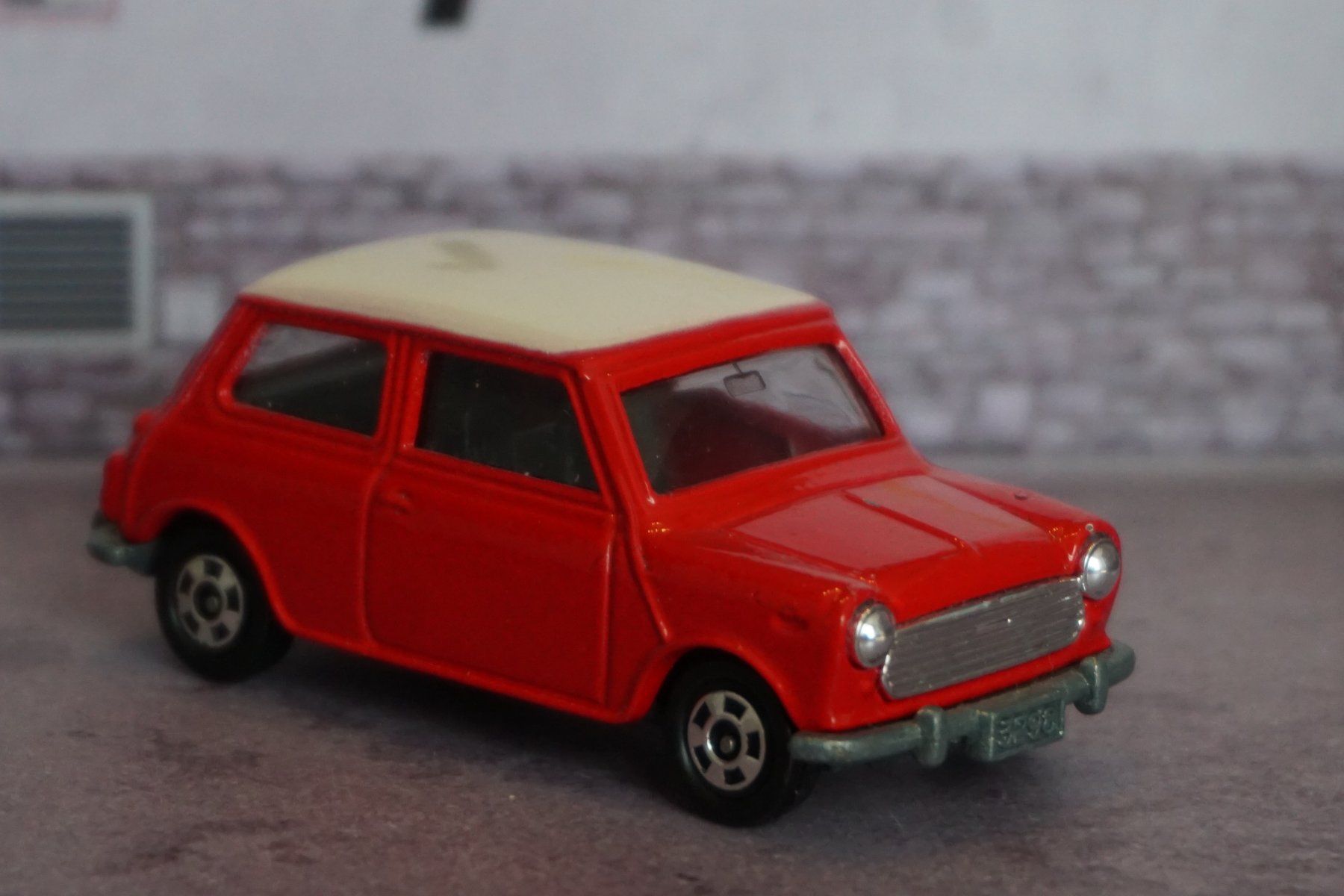 Cooper Modellautos: Tomica Mini Cooper S MK-III ALT TOP !!!!!!!!!!!!! – Gebraucht aus Reiden von Doppeldecker69