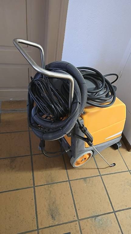 Toutes les machines: Taski sehr wenig gebraucht  – D'occasion à Bronschhofen par Timi.g 1