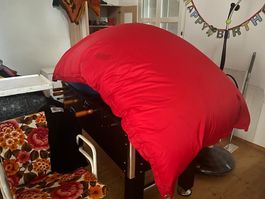 grosses Sitzkissen rot 160 x110 cm mit Ösen