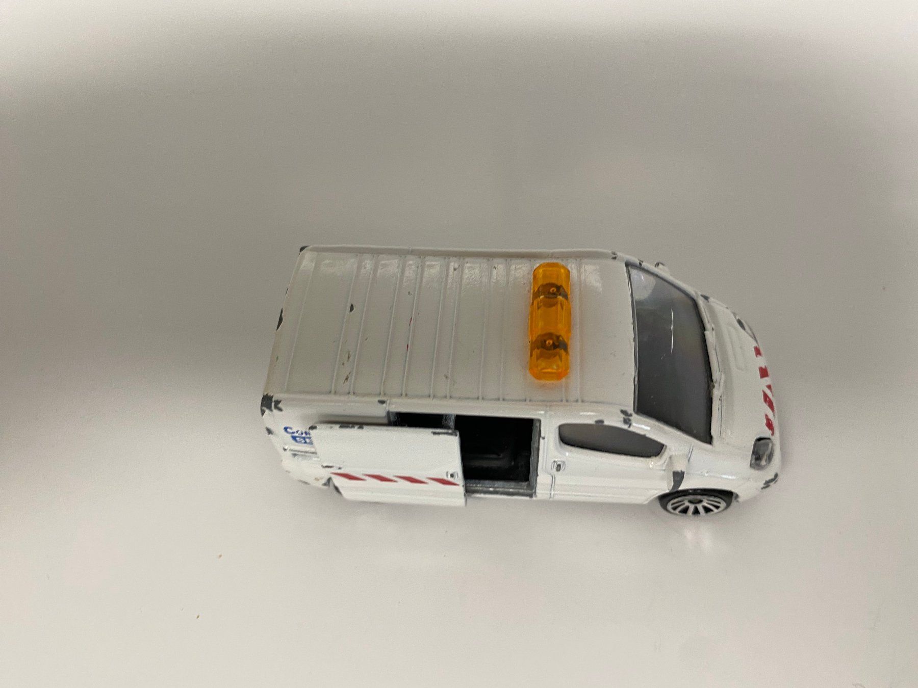 Majorette Modellini d'auto: Renault Trafic majorette Construction Service 1-64  209 – Usato da Kerzers venduto da tisyayasuBE 4