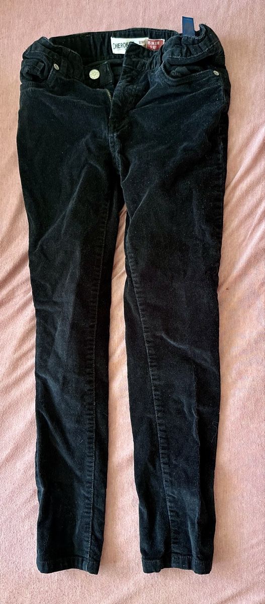 Pantalons: Cordhose Cherokee – D'occasion à Dürrenroth par tvy_bh56