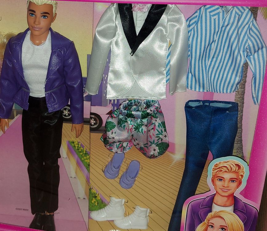Lot De 3 Barbie De Noël Holidays Modèle Muse Blonde Collector - Habits D'origine - Occasion