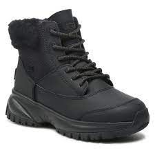 Ugg Scarpe da donna: UGG  Boots Winterstiefel Grösse 38, 39 oder 40 Np  199.- – Nuovo e nell'imballaggio originale da Riniken venduto da Babeli78 1