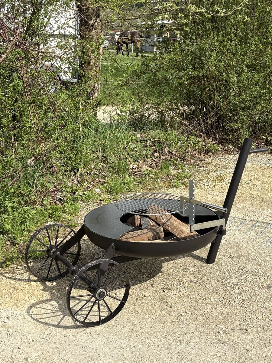Griglie: fahrbare Feuerschale mit Grillring – Nuovo (secondo la descrizione) da Oberwil-Lieli venduto da metal-works 8