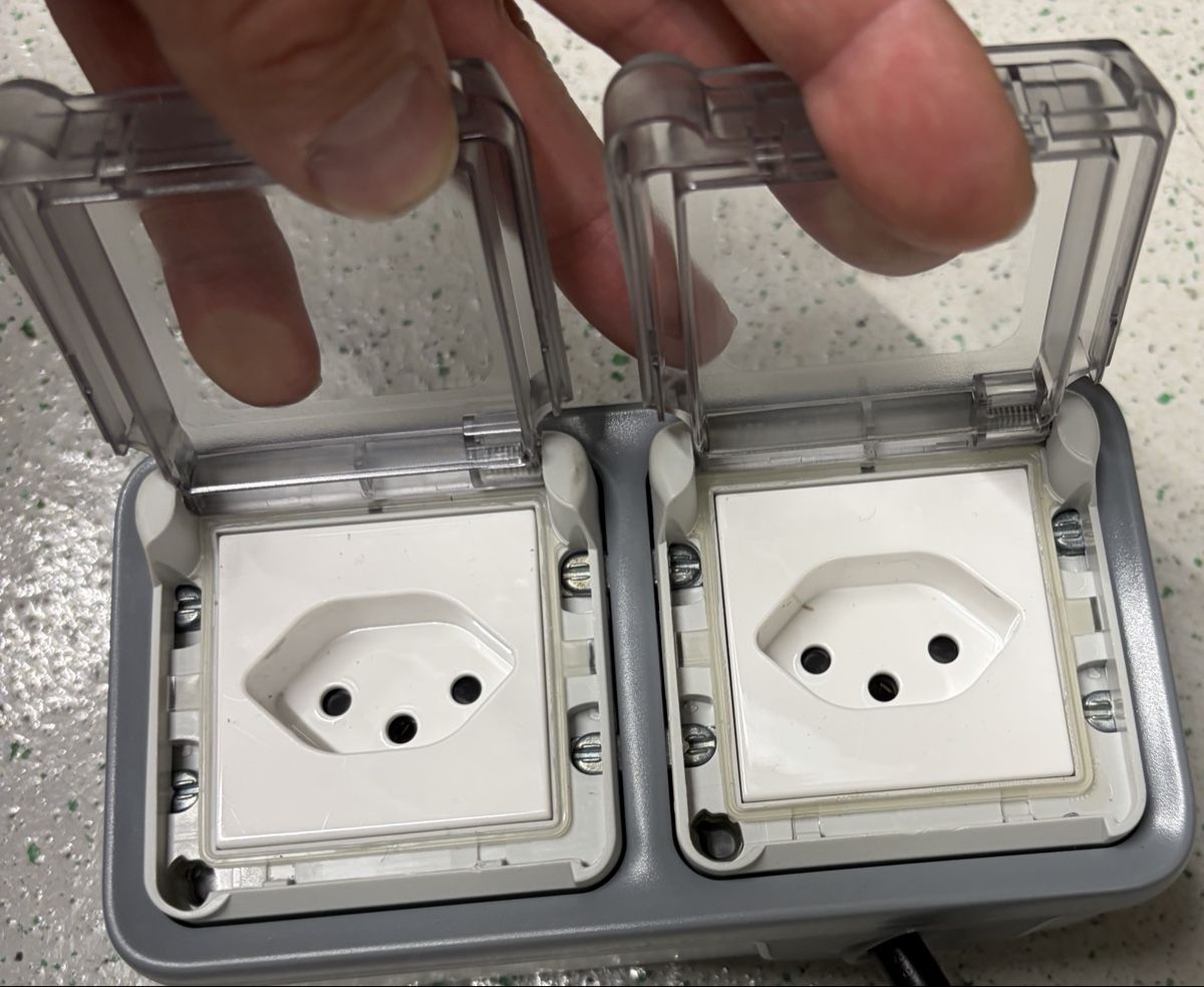 ABB Interrupteurs: ABB DS201 B10 Fehlerstromschutzschalter 0.01A  – D'occasion à Arbon par pengos3 1