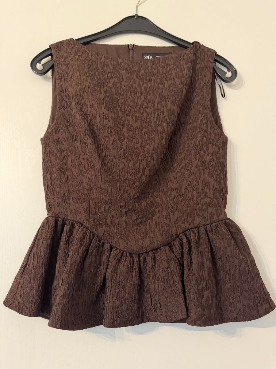 Zara Tops: Top marrone Zara – Neu und originalverpackt aus Muzzano von nat_x9hf