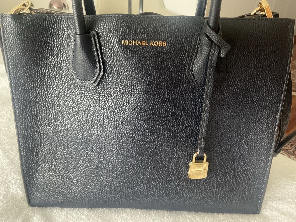 Michael Kors Borse da donna: dunkelblaue Handtasche Michael Kors – Nuovo (secondo la descrizione) da Arbon venduto da Grandino 1