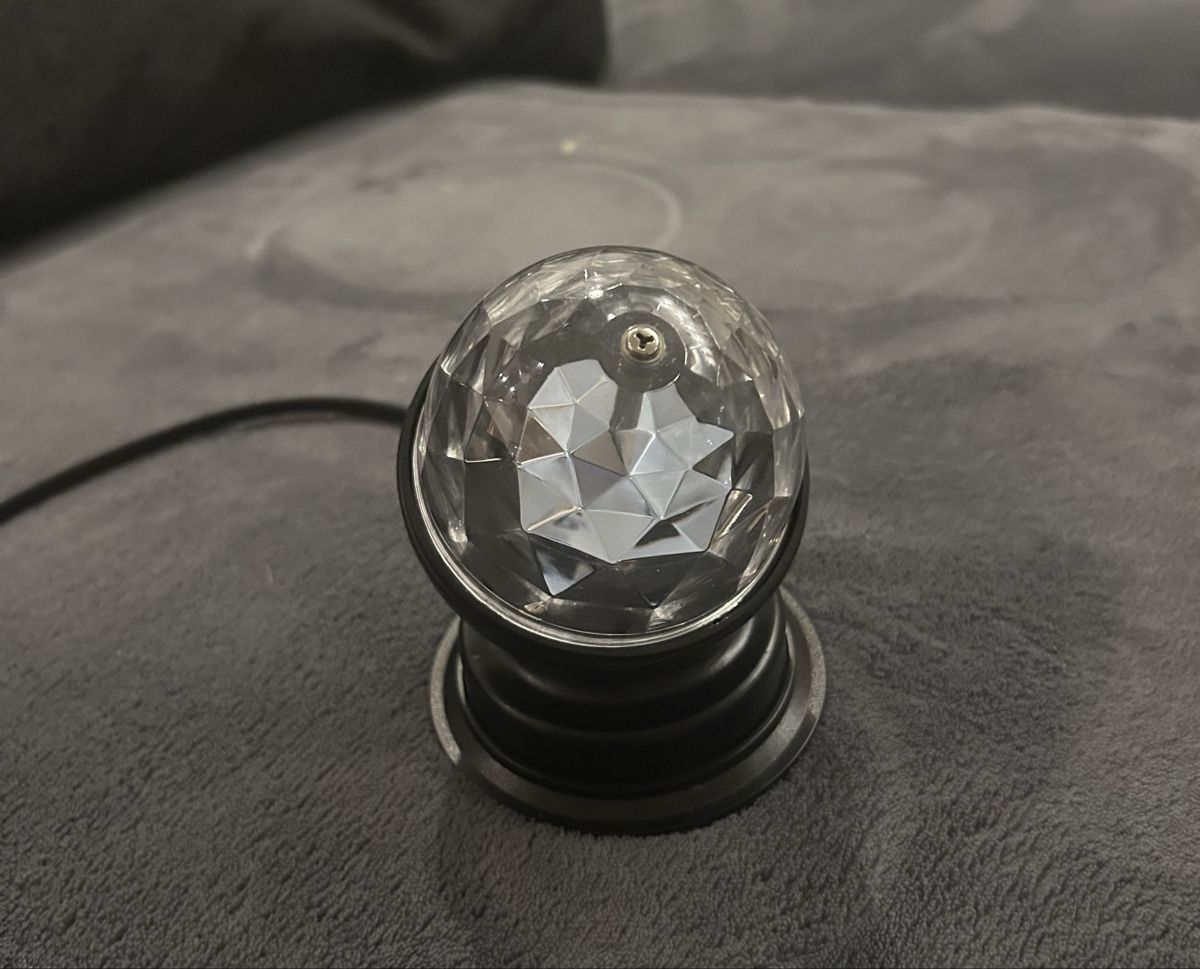 Lampade: Lampe Led disco – Usato da Sonceboz-Sombeval venduto da Australia010 2