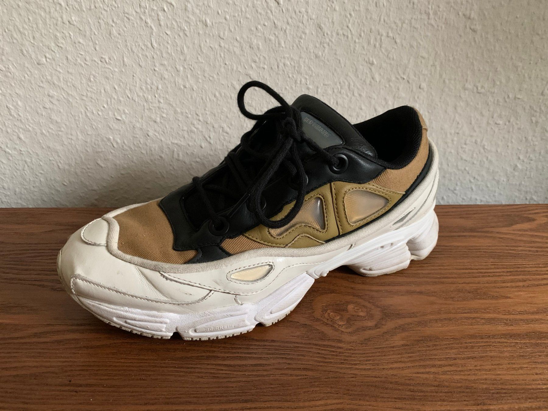 Raf Simons Herrenschuhe: ADIDAS x RAF SIMONS - Ozweego Sneaker 42 – Gebraucht aus Zürich von Diazaio 1