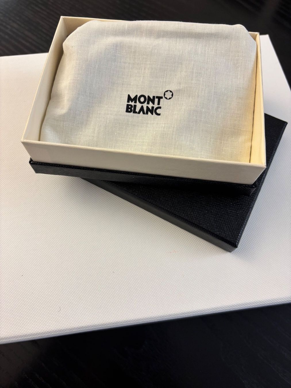 Montblanc Autres vêtements & accessoires: Montblanc Passetui – Neuf (Voir description) à Solothurn par Joelle20 2