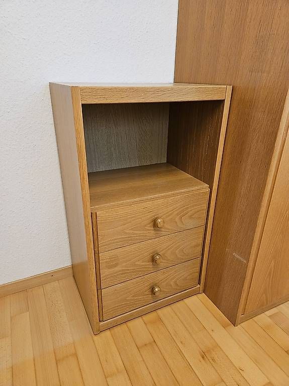 Cassettiere: Kommode / Nachttisch Kinderzimmer Holzoptik – Usato da Neuenkirch venduto da Unicorn3759 3