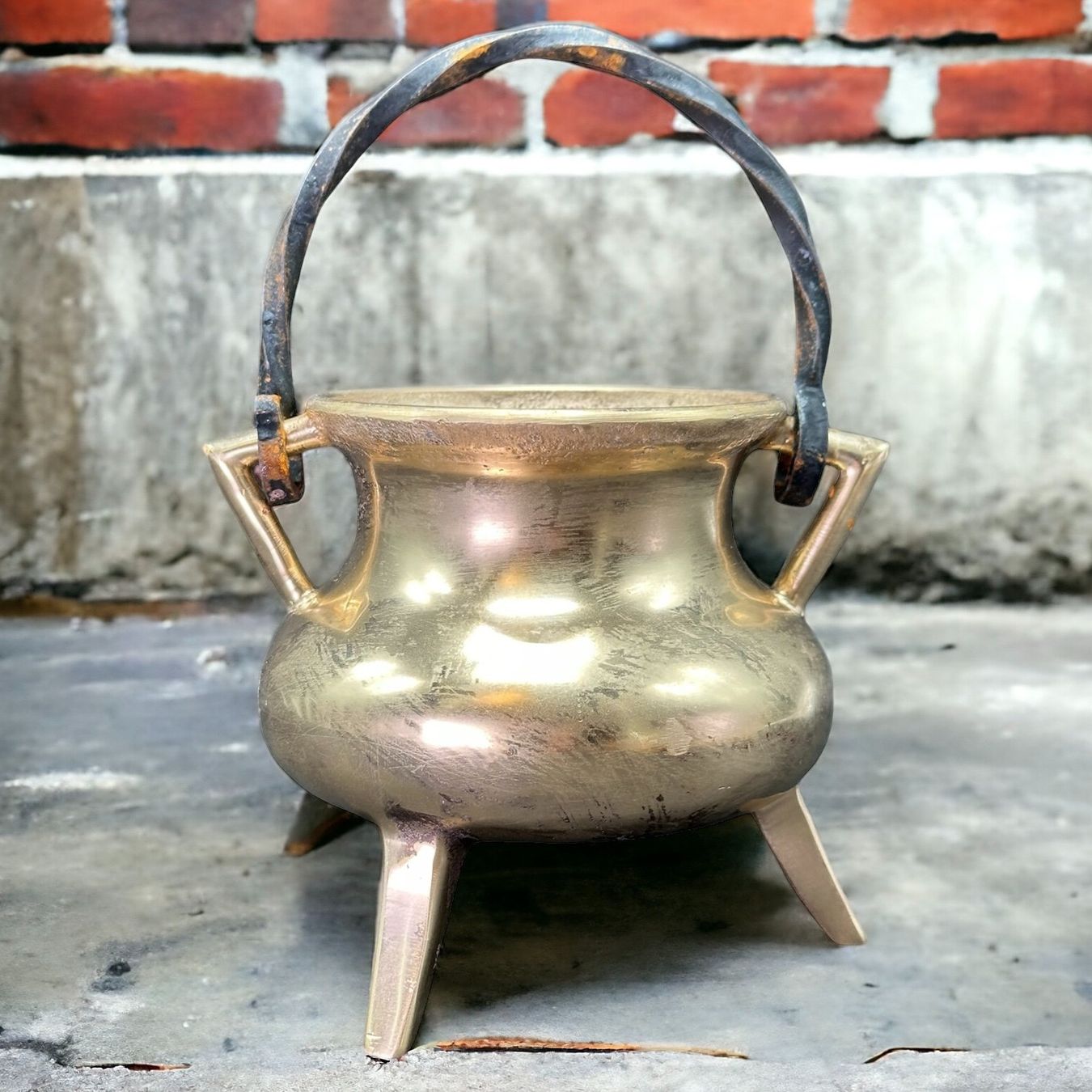 Pentole: Chaudron en bronze – Usato da Morges venduto da MeeBee