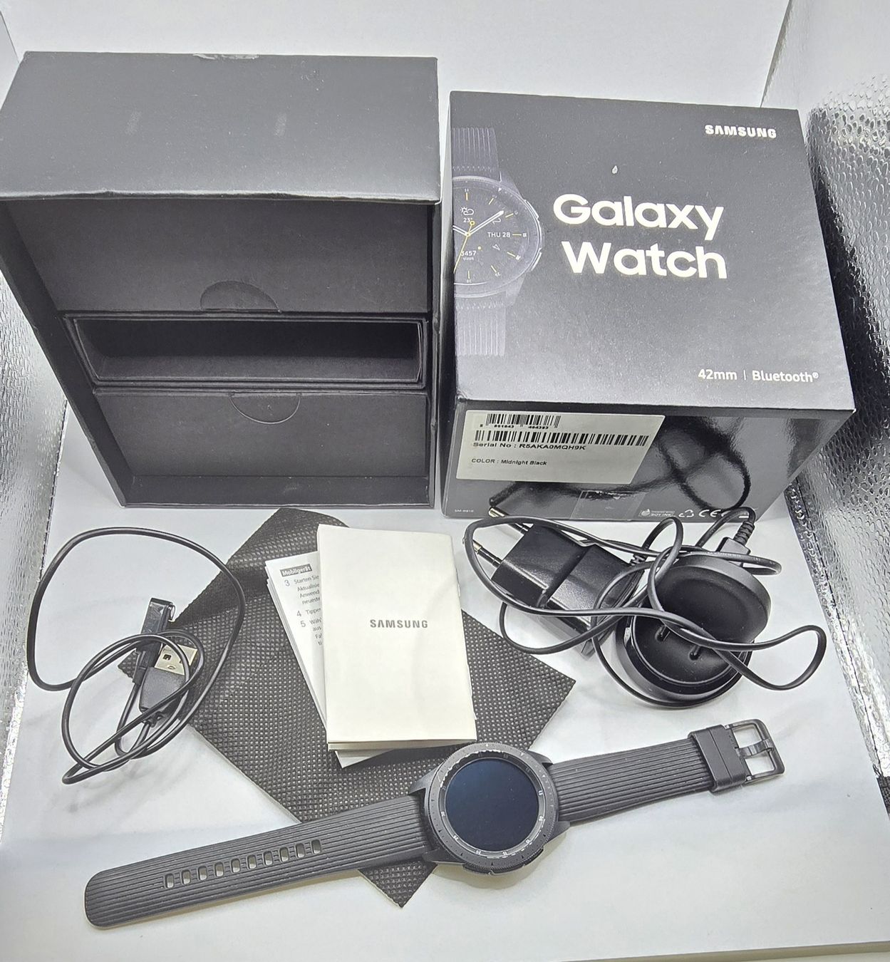 Samsung Smartwatch: Samsung Galaxy Watch 42mm Bluetooth Midnight Black – Usato da Allschwil venduto da Elly1972 4