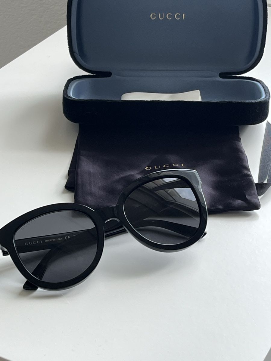 Gucci Brillen & Gläser: Lunettes de soleil Gucci – Gebraucht aus Corcelles NE von mqu_dz2p
