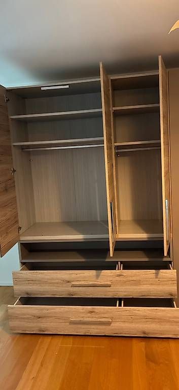 Schränke: Kleiderschrank mit Schubladen Holzoptik – Gebraucht aus Oberwil BL von Biene0780 2
