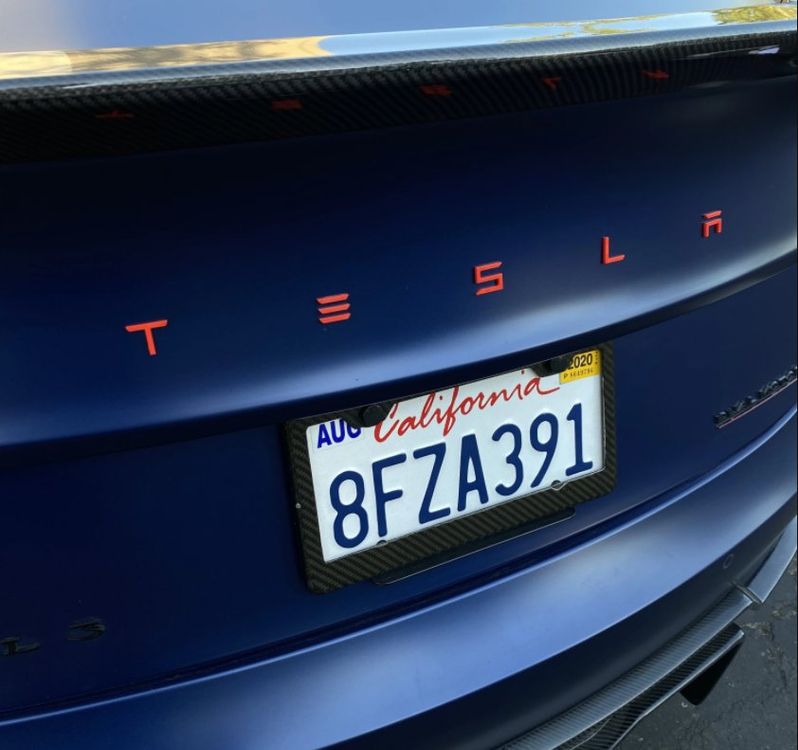 TESLA Emblem Schriftzug Tesla Model 3 rot (Neu und originalverpackt) in ...