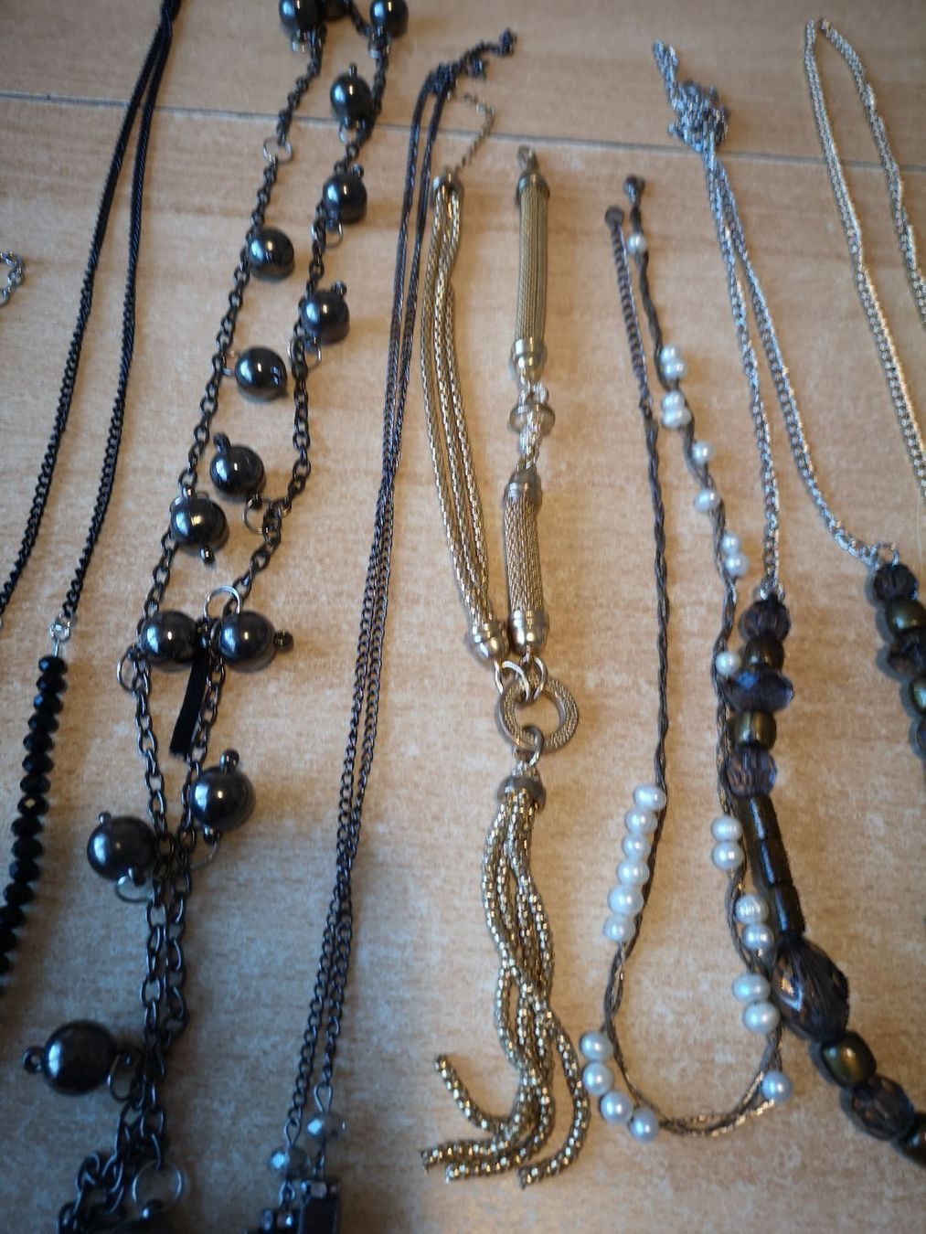 Ciondoli: Modeschmuck 15-teilig – Usato da Frenkendorf venduto da DORU1