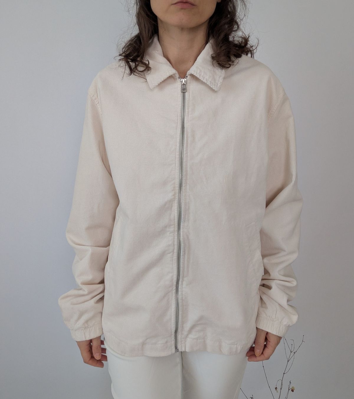 H&M Giacche: H&M Cordjacke Beige Gr. L  – Usato da Rorschach venduto da olg_5qq2 1