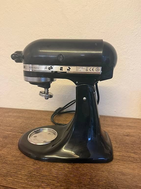 Kitchenaid Elettrodomestici da cucina: KitchenAid Artisan Küchenmaschine – Usato da Baar venduto da Mr_Archie 1