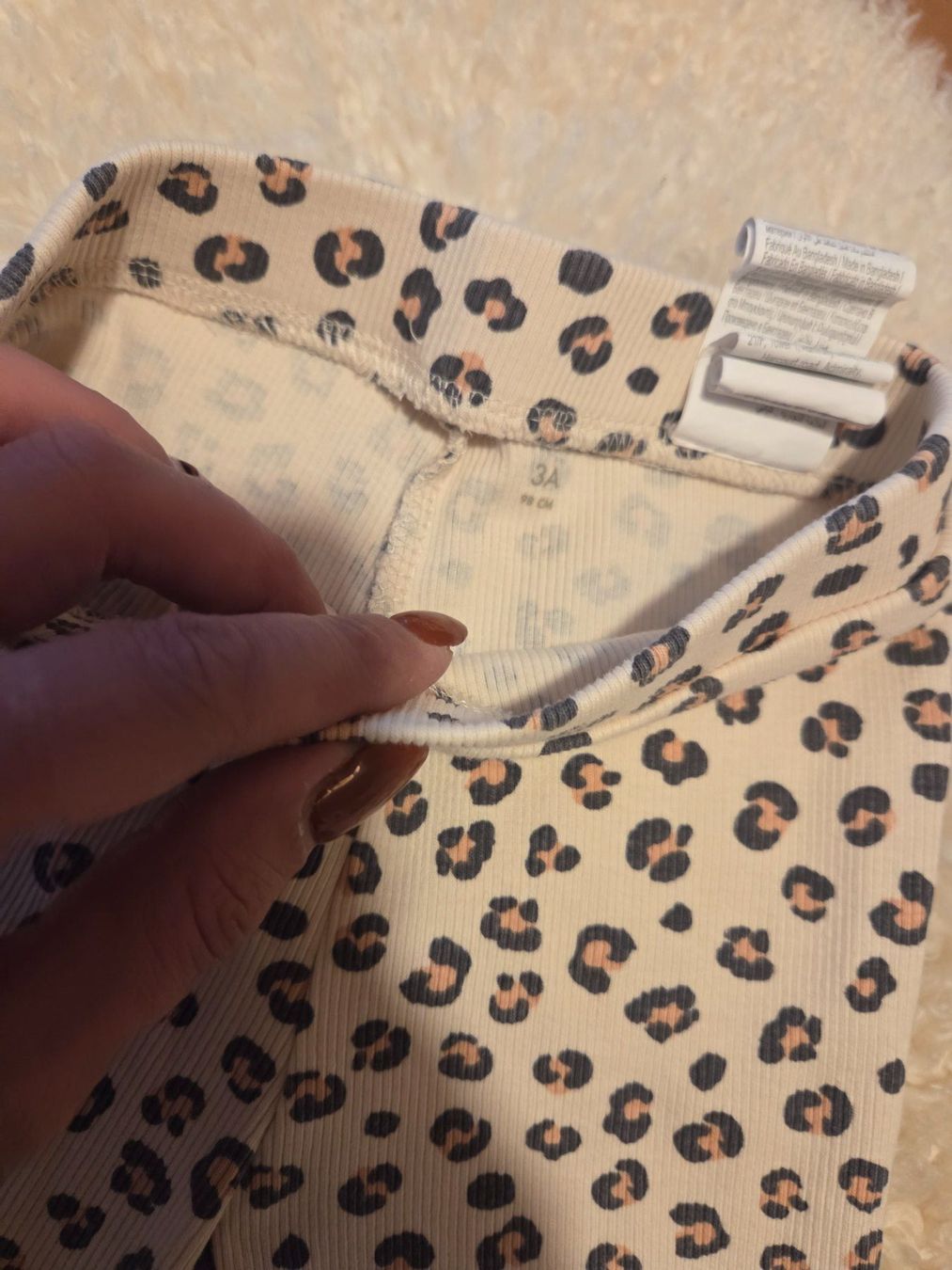 Collants & Leggings: Leggins léopard kiabi – D'occasion à Founex par jen_hb65 1