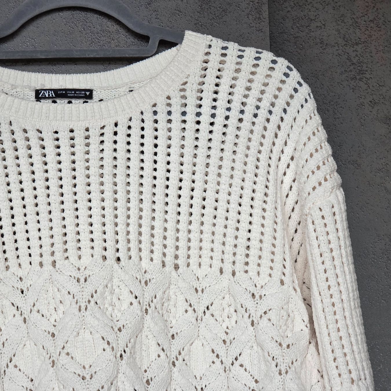 Zara Maglioni & Felpe: 🐸 ZARA WEITER CROP PULLOVER M OFFWHITE – Nuovo (secondo la descrizione) da Môtier (Vully) venduto da Frogs 1