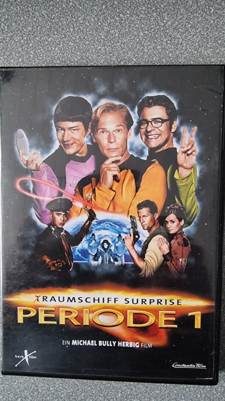 Tous les DVDs: DVD Traumschiff Surprise Periode 1 - Bully Herbig – D'occasion à Oetwil am See par fineli2