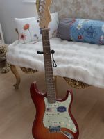 FENDER STRATOCASTER NEU AMERICAN DELUXE - LIMITED EDITION