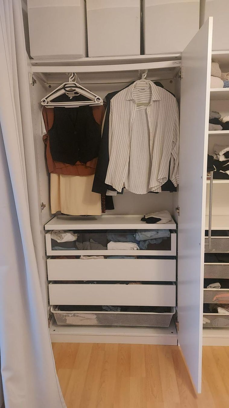 Grosser Pax Kleiderschrank, weiss, Top Zustand, günstig! (Gebraucht) in Frauenfeld für CHF 155 – nur Abholung auf Ricardo kaufen