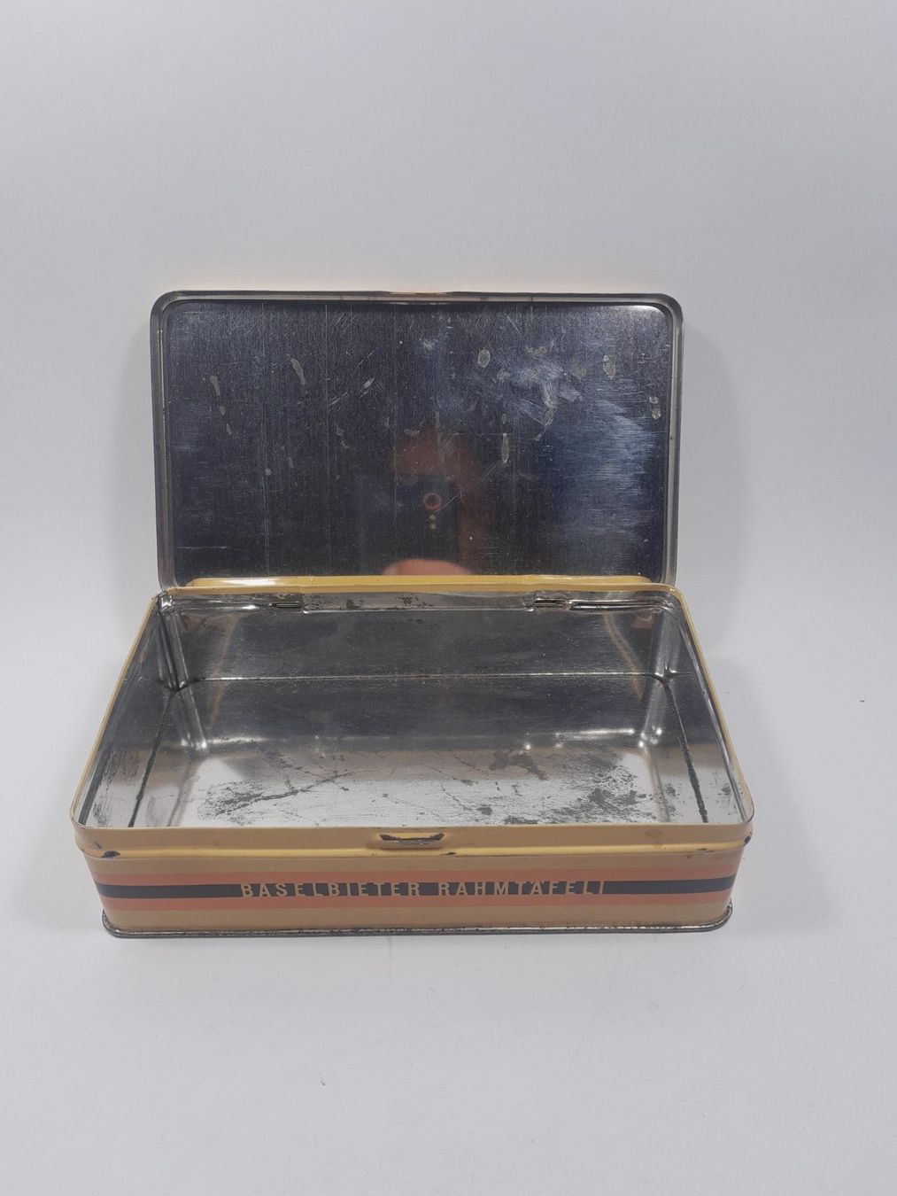 Dosen: Vintage Blechdose / Büchse  / Dose - Baselbieter Rahmtäfeli – Gebraucht aus Männedorf von Bel-view 5