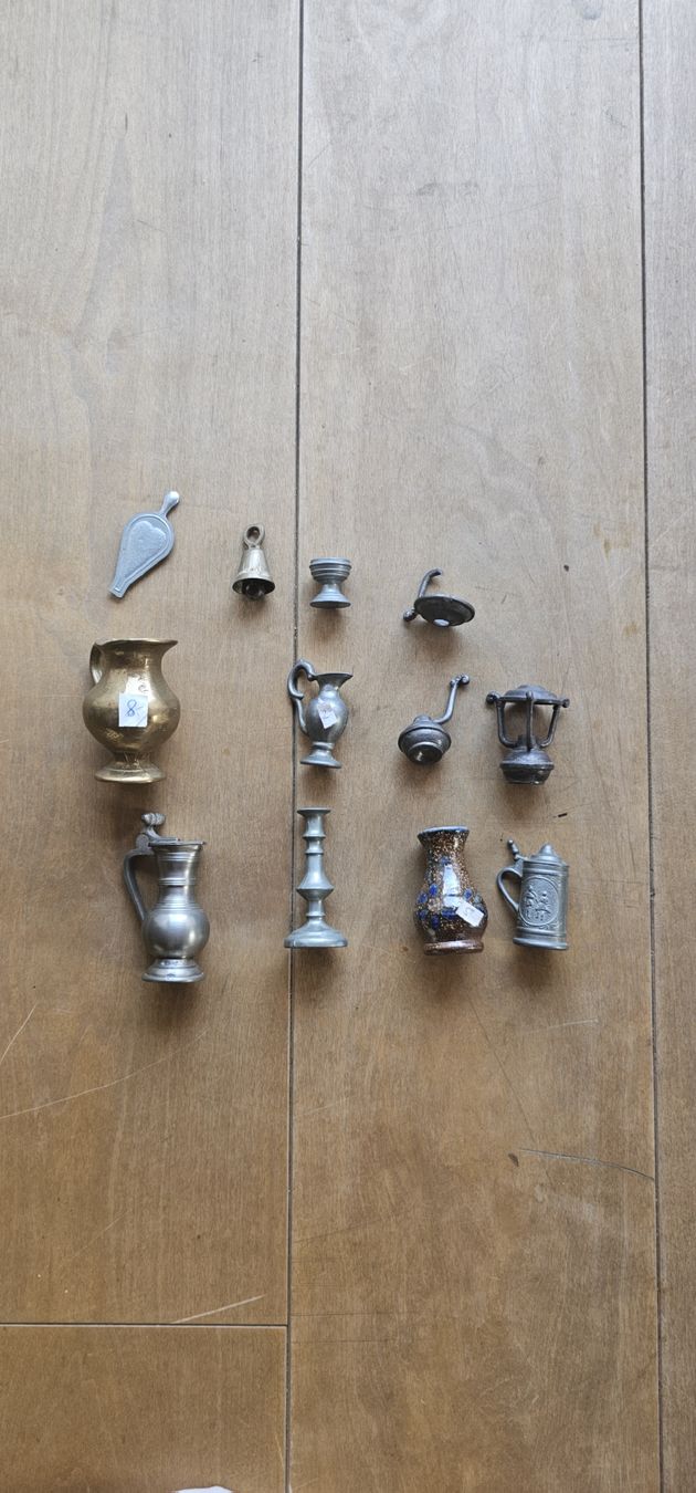 Toutes les décorations: Konvolut miniaturen diverse Objekte, 12 Stk – D'occasion à Saanen par Steierlein