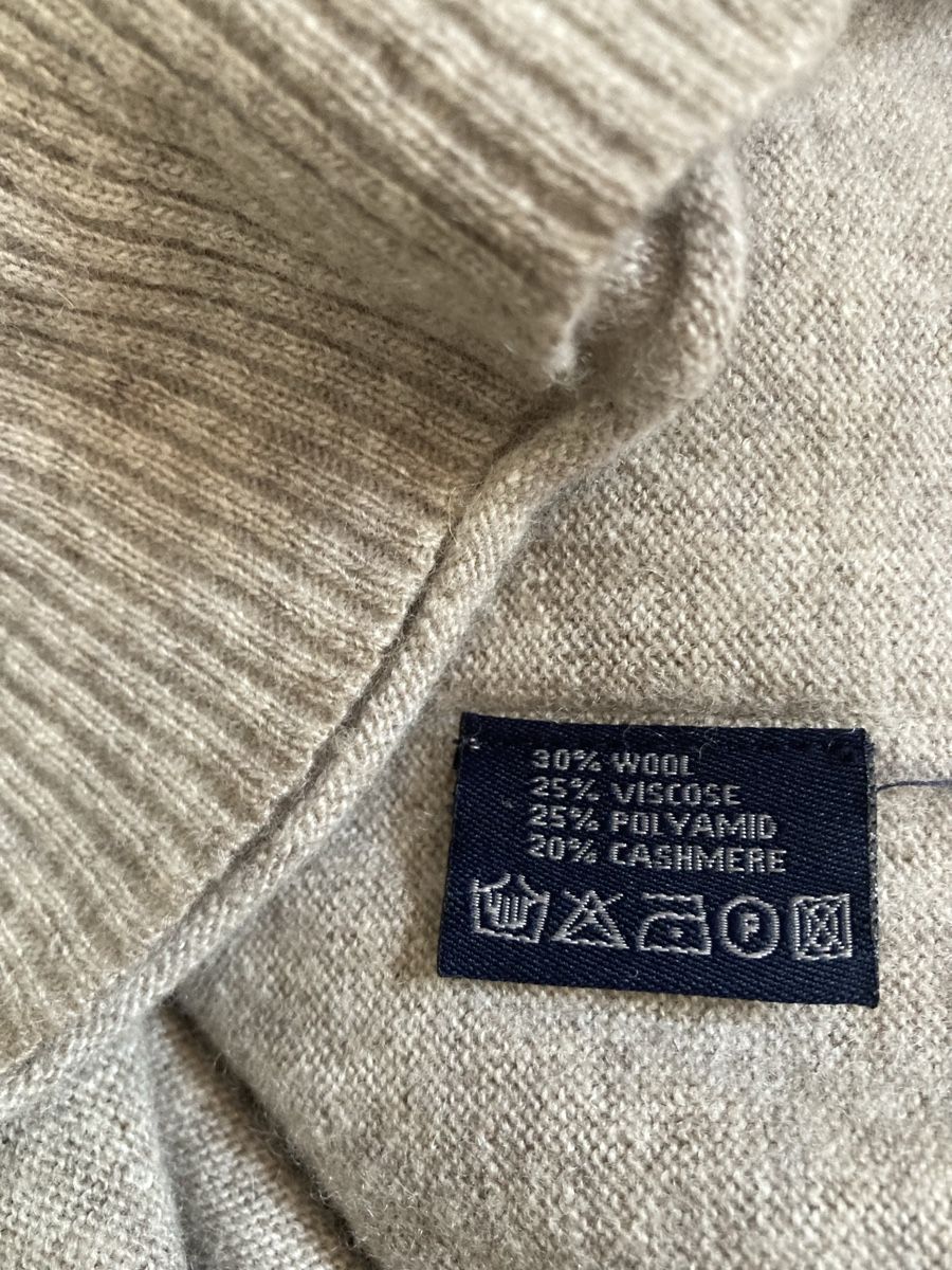 Maglioni & Felpe: Colonial Strickpullover, Grösse S,  30% Wolle/20%Kaschmir – Usato da Stetten AG venduto da Hanya 4