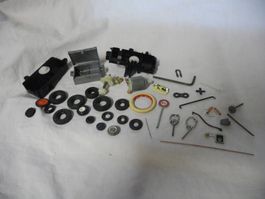 KONVOLUT:  DIVERSE  ERSATZTEILE  + PNEUS