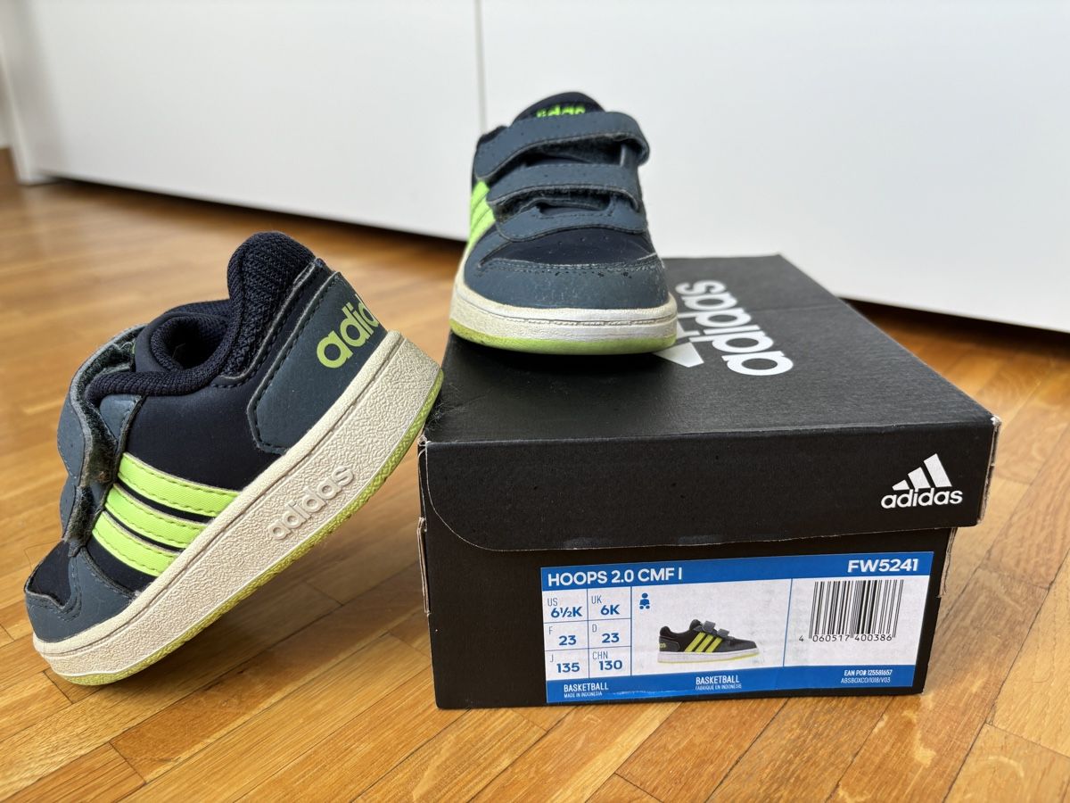 Adidas Scarpe per ragazzi: Baskets Adidas enfants t. 23 – Usato da Chêne-Bougeries venduto da CeliaMate