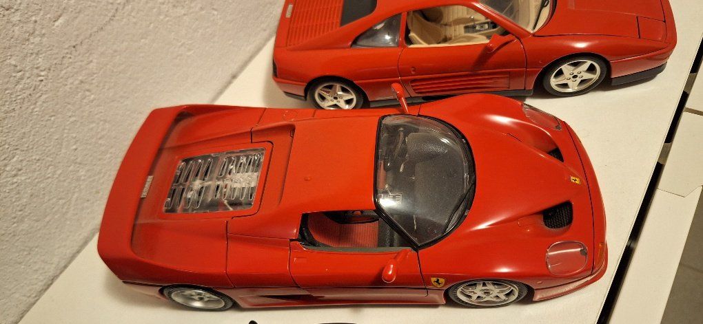 Ferrari Modellini d'auto: 5 Modèles Ferrari 1/18 – Usato da peseux venduto da Macca1 5