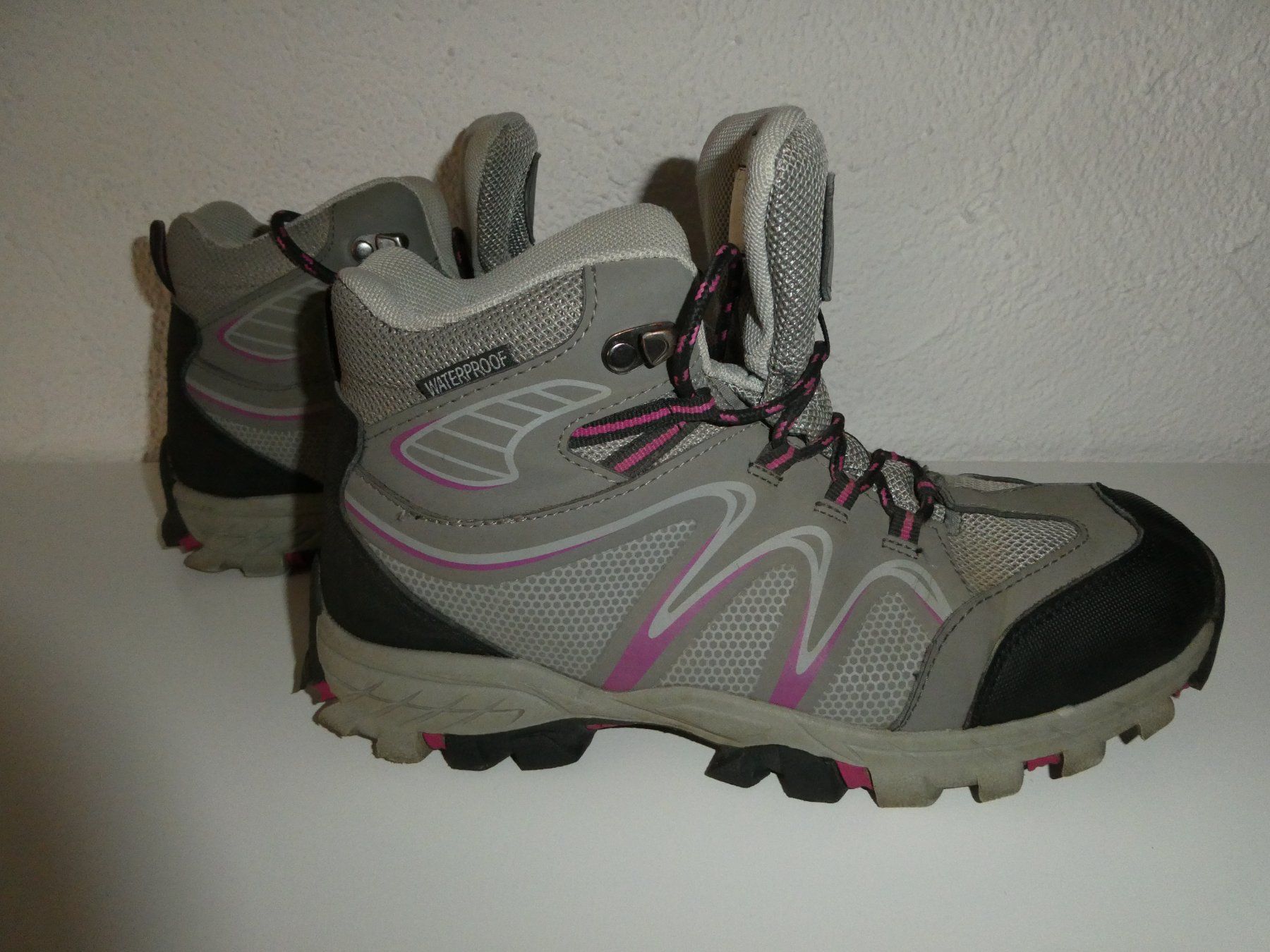 Damenschuhe: Wanderschuh Gr. 37 – Gebraucht aus Mels von KOSL