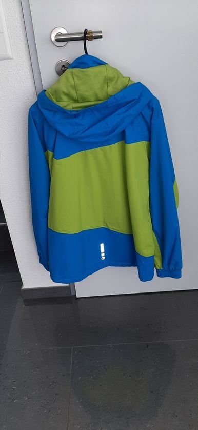 Vestes: Jacke – D'occasion à Moosleerau par Oberland 1