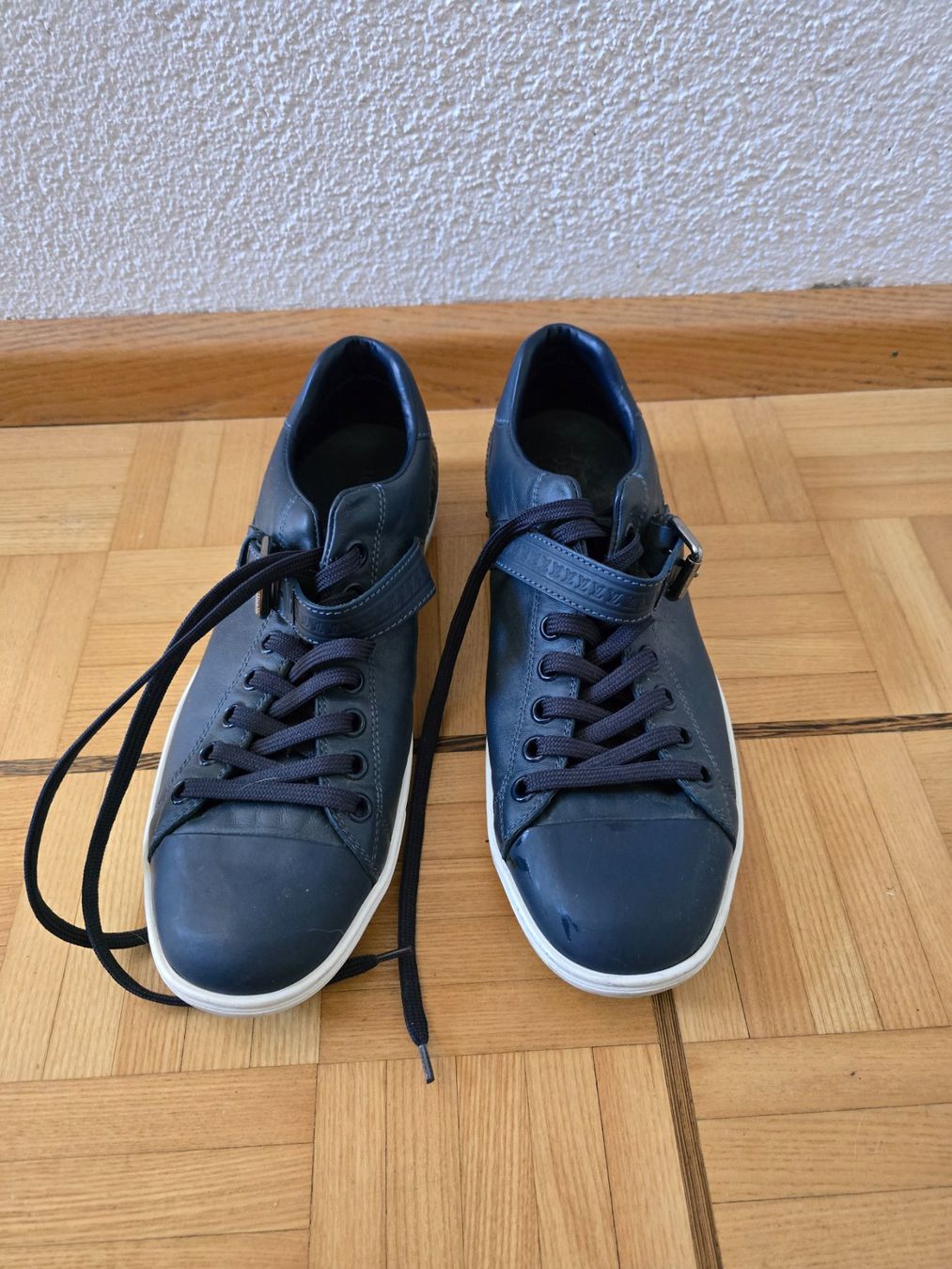 Louis Vuitton Scarpe da uomo: Louis Vuitton-Sneaker in Blau Gr. 8/42 – Usato da Bottmingen venduto da sandy_2