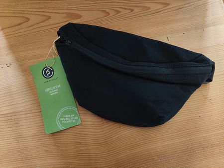Schwarze Gürteltasche - Neu mit Etikett