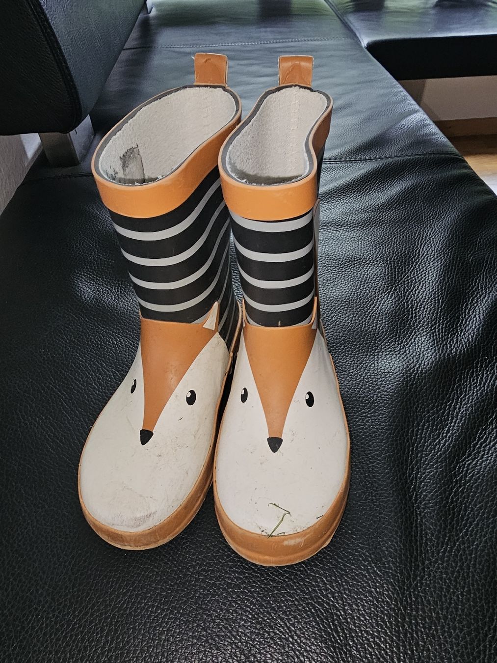 Schuhe für Jungen: Gummistiefel Grösse 27 – Gebraucht aus Rickenbach Sulz von VickyJolina