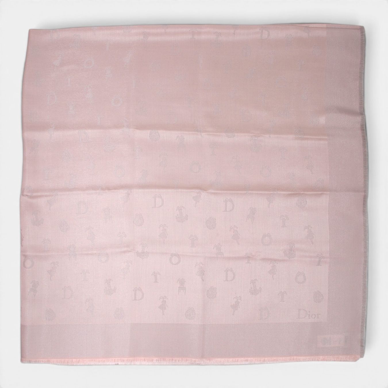 Foulard & Sciarpe: Dior Schal rosa 140 x 140 cm – Usato da Binningen venduto da Designerlabels 4