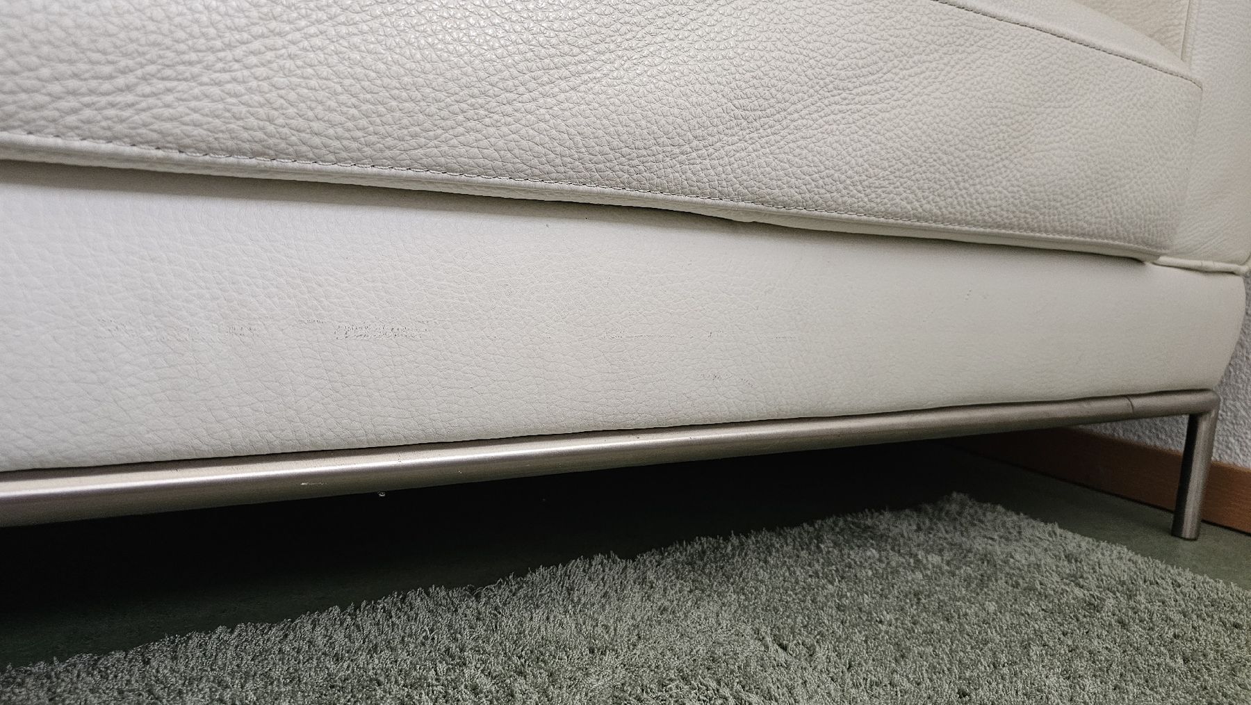 Ikea Sofas: Creme Weisses Ledersofa Ikea  – D'occasion à Mellingen par mrsizz 2