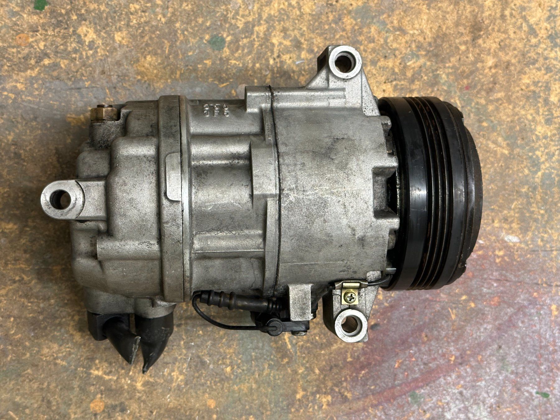 Bosch Compressori: Klimakompressor Kompressor Nr16 6905643 BMW 3  (E46) – Usato da Jonen venduto da BMWE369 3