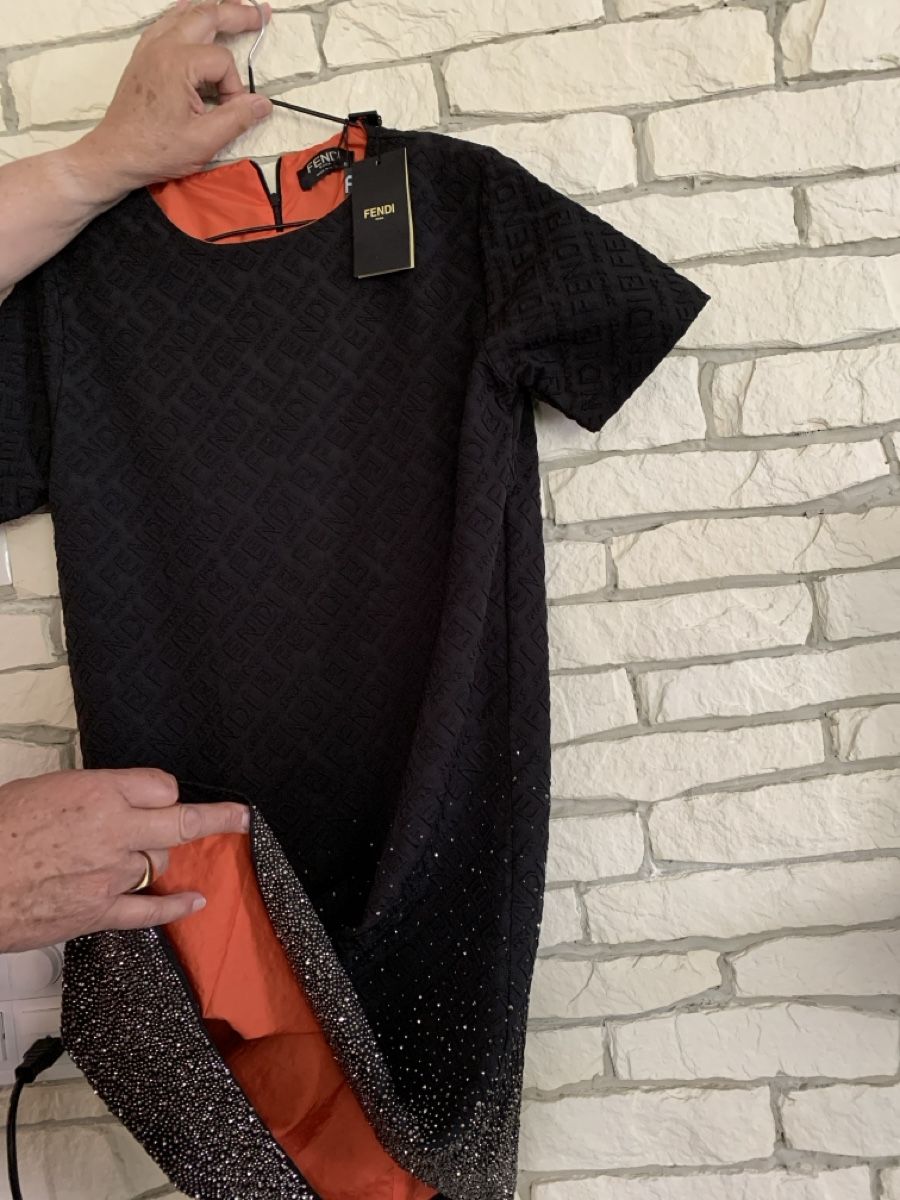 Fendi Vestiti: Fendi skims Kleid – Nuovo (secondo la descrizione) da Bergdietikon venduto da zor_856j 9