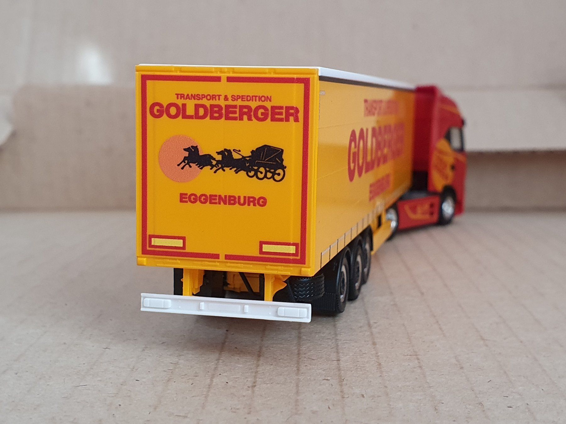 Herpa Modellini d'auto: HERPA. IVECO S/WAY 4X2.      1:87. – Nuovo e nell'imballaggio originale da Romanel-s-Lausanne venduto da Bidule01 2