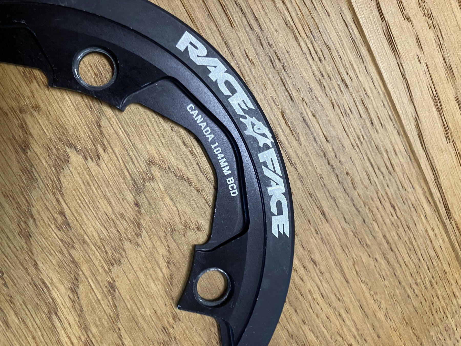 Pezzi di ricambio: Race Face Lightweight Bash Guard - Kettenblattschutz – Nuovo (secondo la descrizione) da Obermumpf venduto da Estrela67 1
