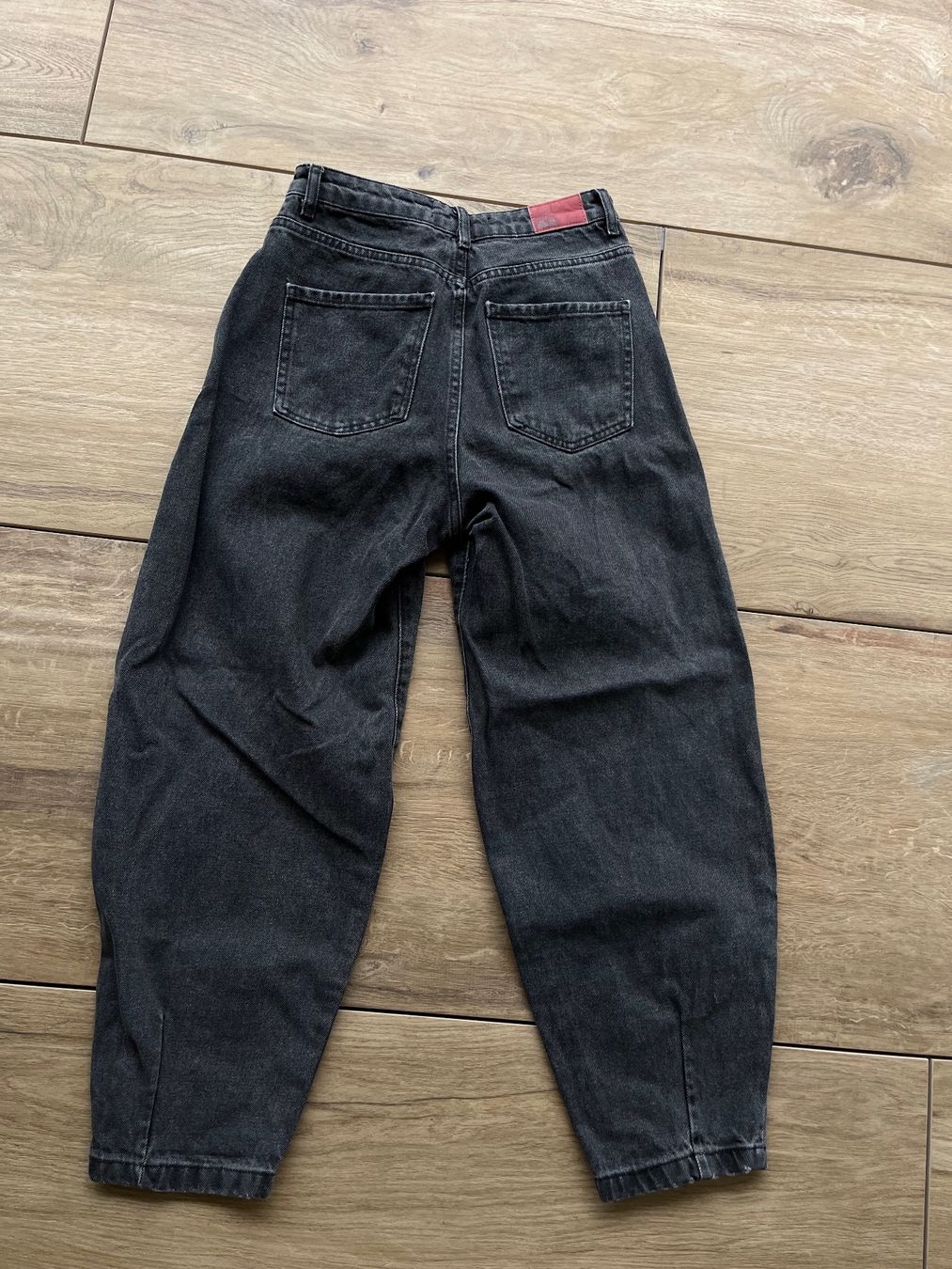 Zara Jeans: Zara Jeans schwarz – Gebraucht aus Zuzwil SG von dieschnellemichelle 1