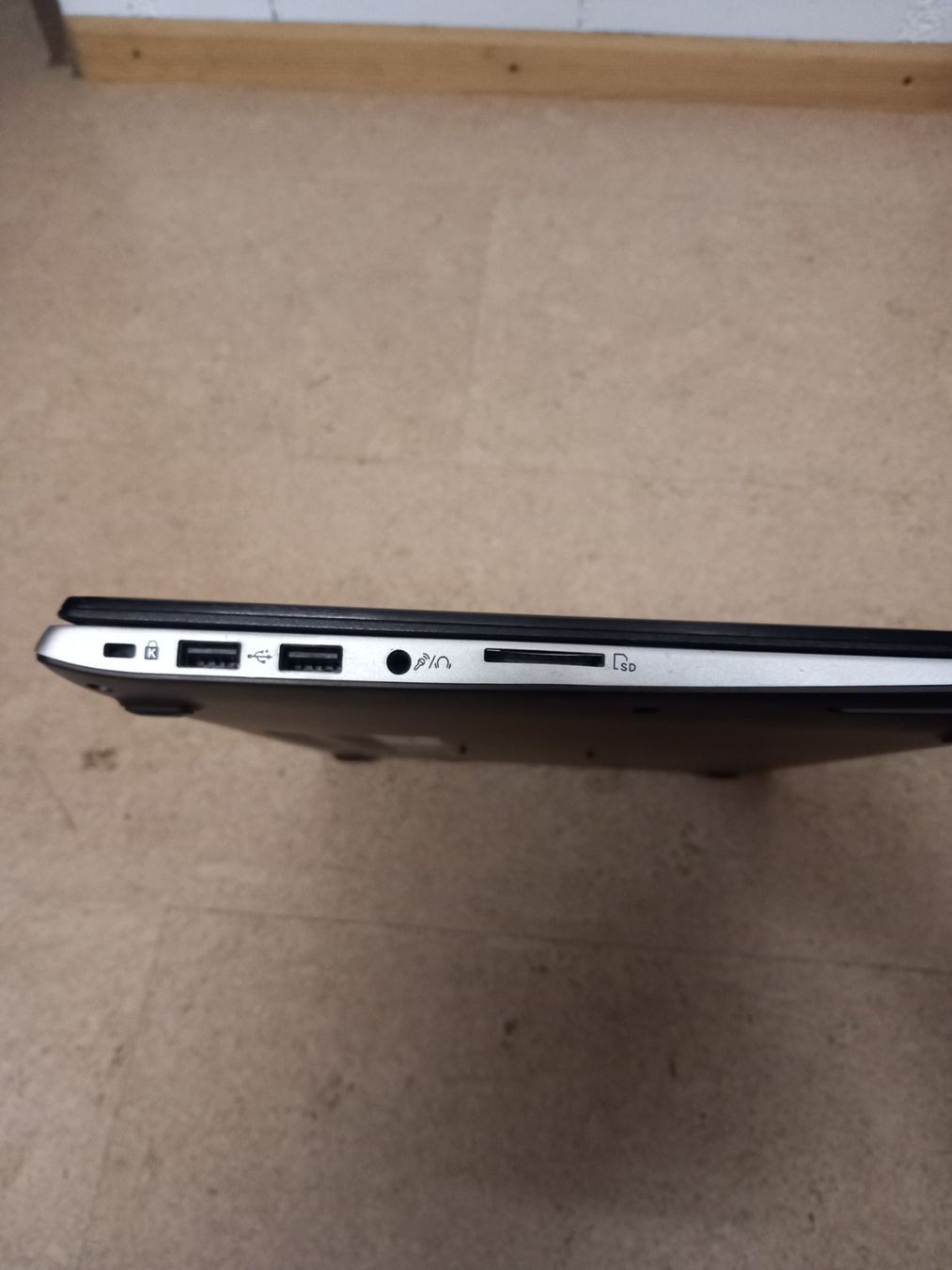 Asus Notebook: ASUS Laptop / Notebook – Usato da Einsiedeln venduto da David.11 3